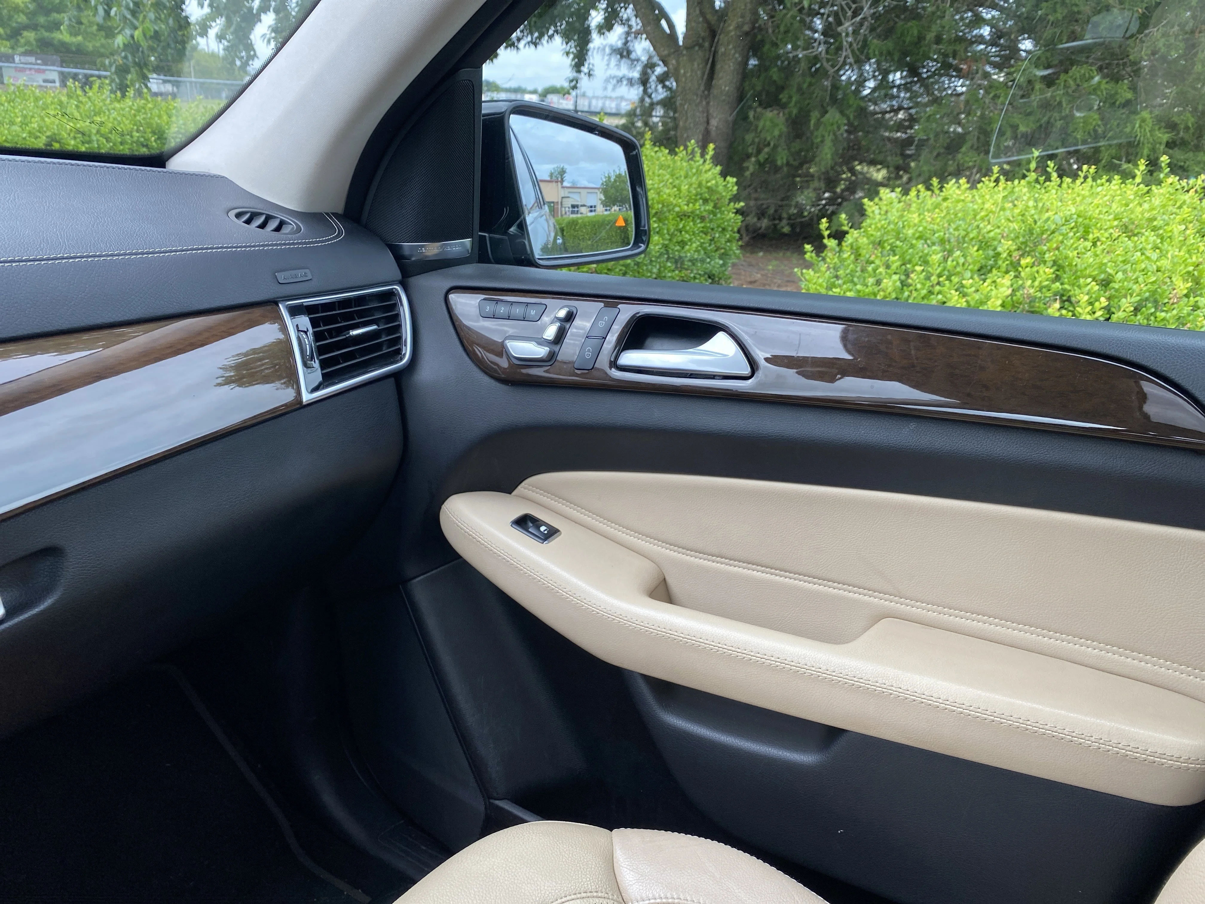 Used 2019  Mercedes-Benz GLS 450 image 29