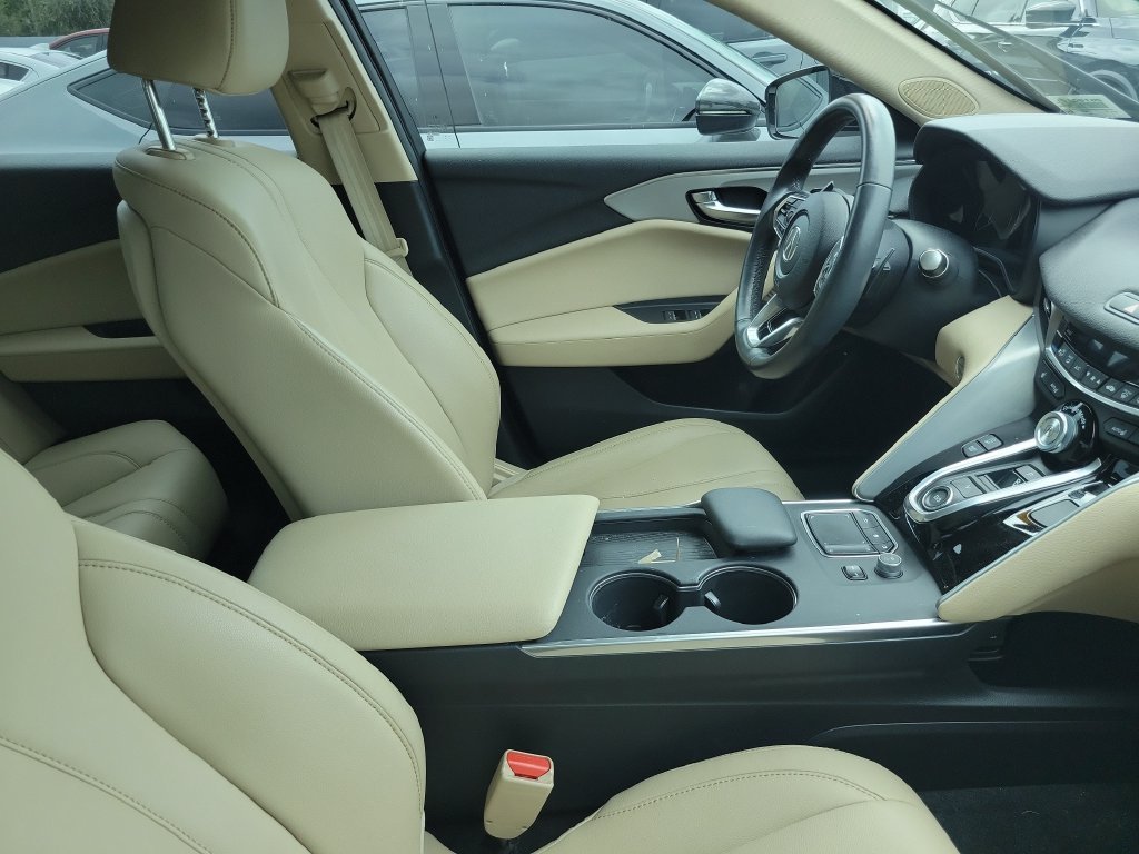Used 2023 White Acura Base image 10