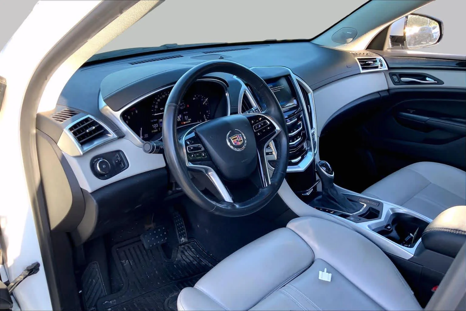 Used 2015 Platinum Ice Tricoat Cadillac Performance Collection image 18