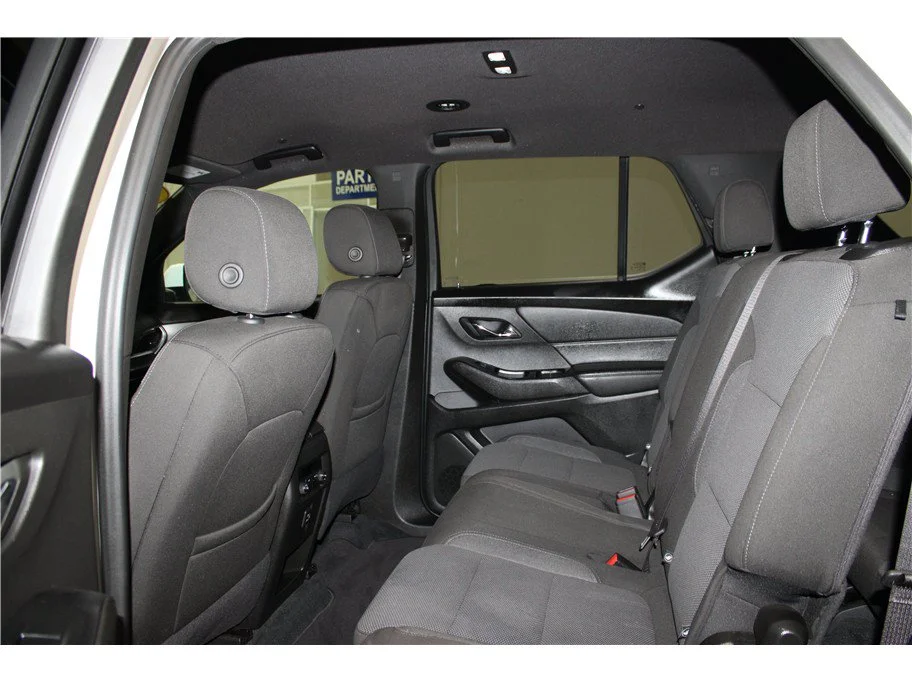 2023 Chevrolet Traverse 1LT - Photo 12