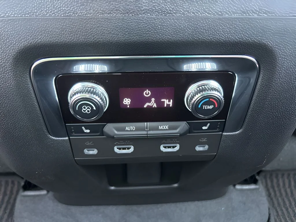 Used 2023 Black GMC Denali Ultimate image 13