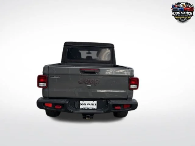 Used 2022 Gray Jeep Rubicon image 4