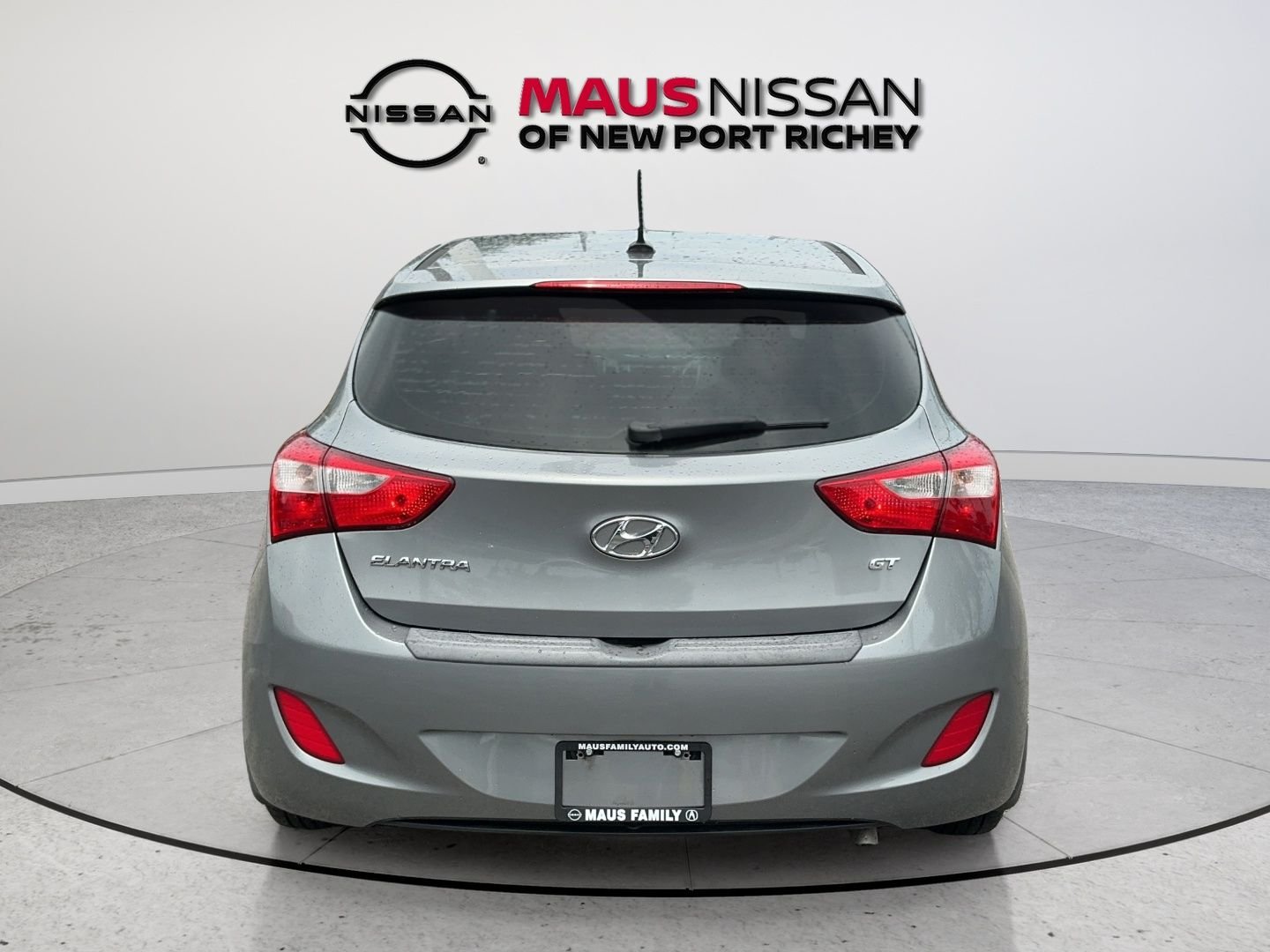 Used 2015 Gray Hyundai Base image 9