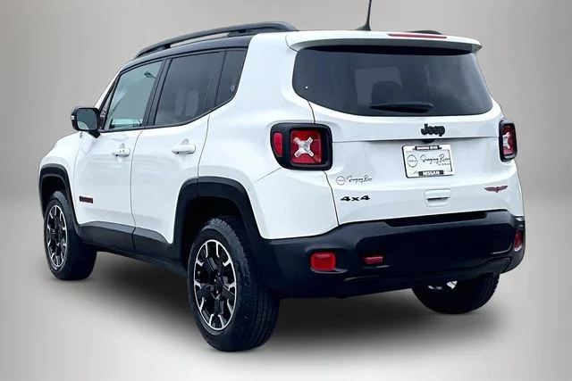 Used 2023 White Jeep Trailhawk image 4