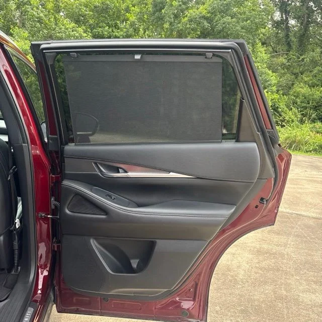 Used 2022 Red INFINITI LUXE image 18