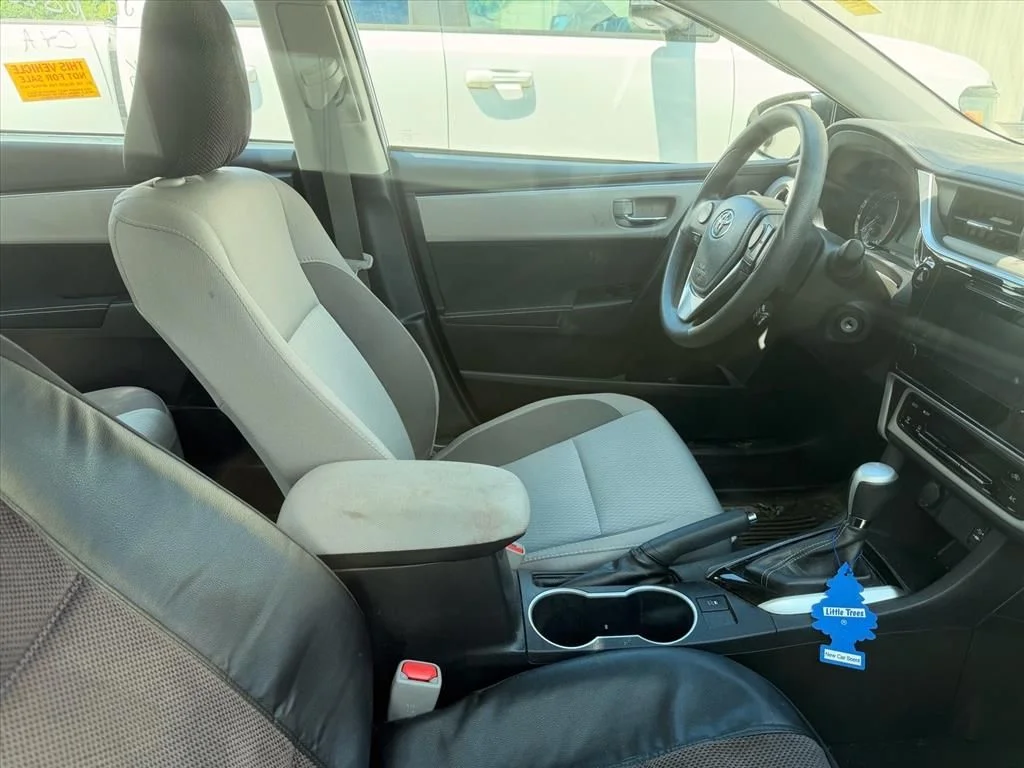 Used 2018 Gray Toyota LE image 28