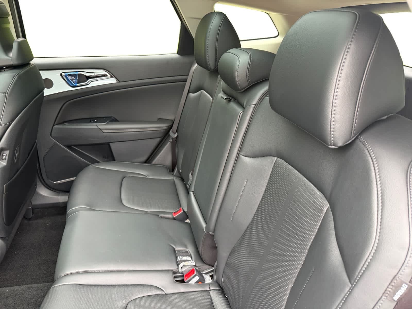 New 2027 Wolf Gray Kia EX image 22