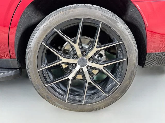 Used 2023 Red Cadillac Sport Platinum image 34