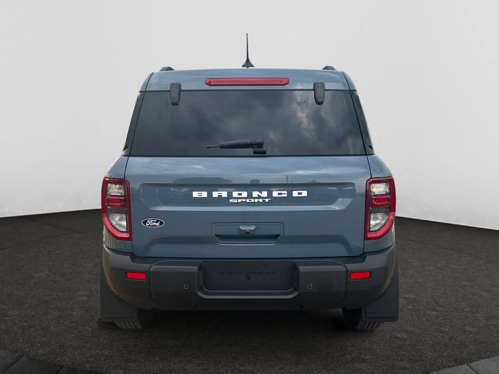 New 2026 Azure Grey Metallic Tri-Coat Ford Big Bend image 4