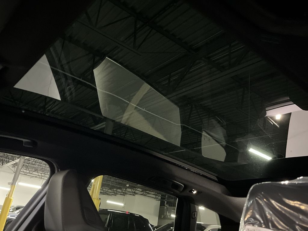 New 2026 Dark Graphite BMW 30 xDrive image 22