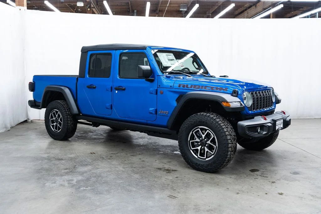 2026 Jeep Gladiator Rubicon Auto's photo