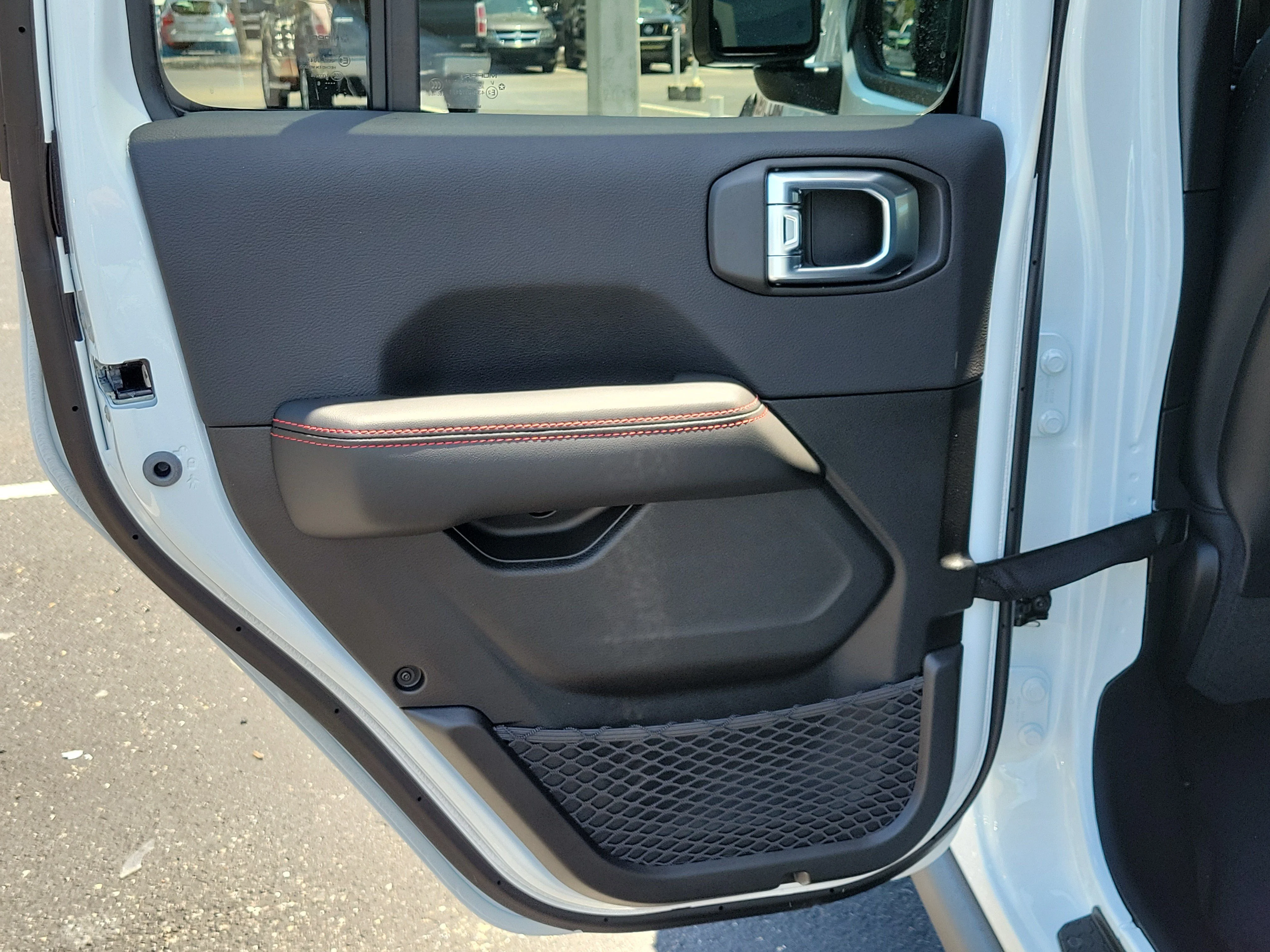 New 2026 Bright White Clearcoat Jeep Rubicon image 10