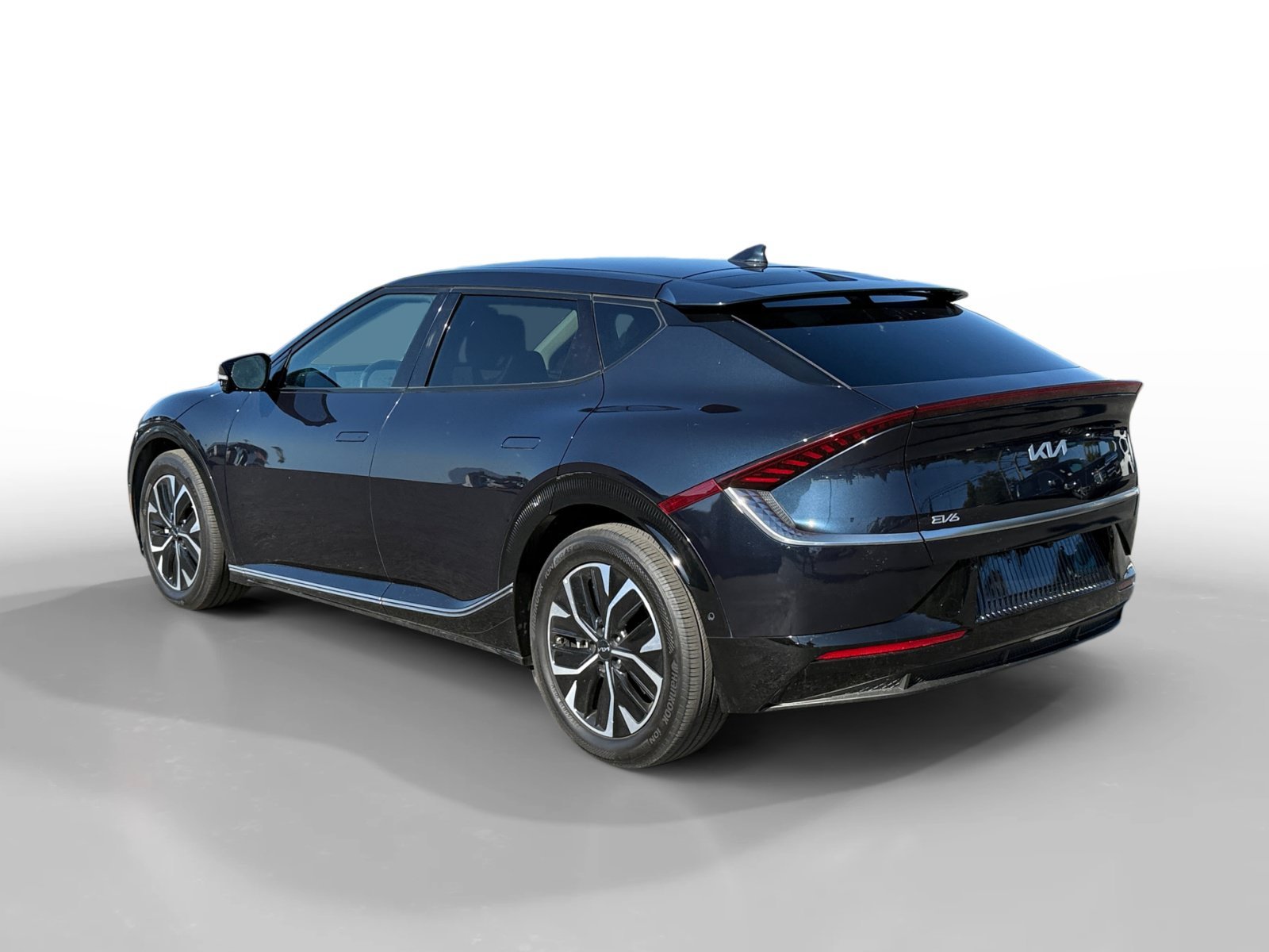 Used 2022 Blue Kia Wind image 3