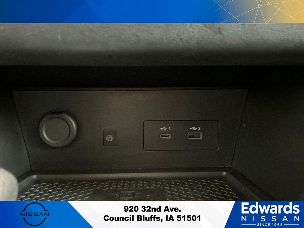 Used 2025 Gray Nissan SL image 32