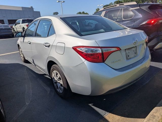 Used 2014 Silver Toyota L image 4