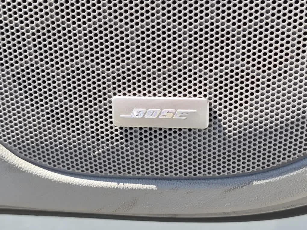 Certified Used 2021 Summit White GMC SLT image 21