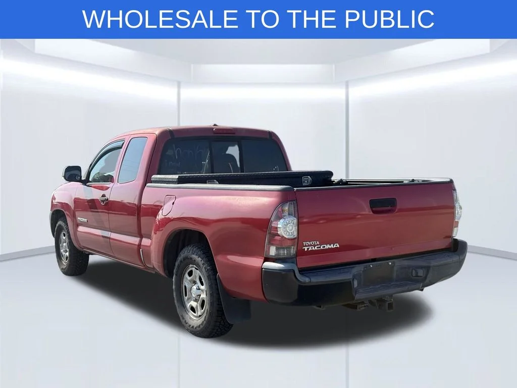 Used 2009  Toyota Base image 3