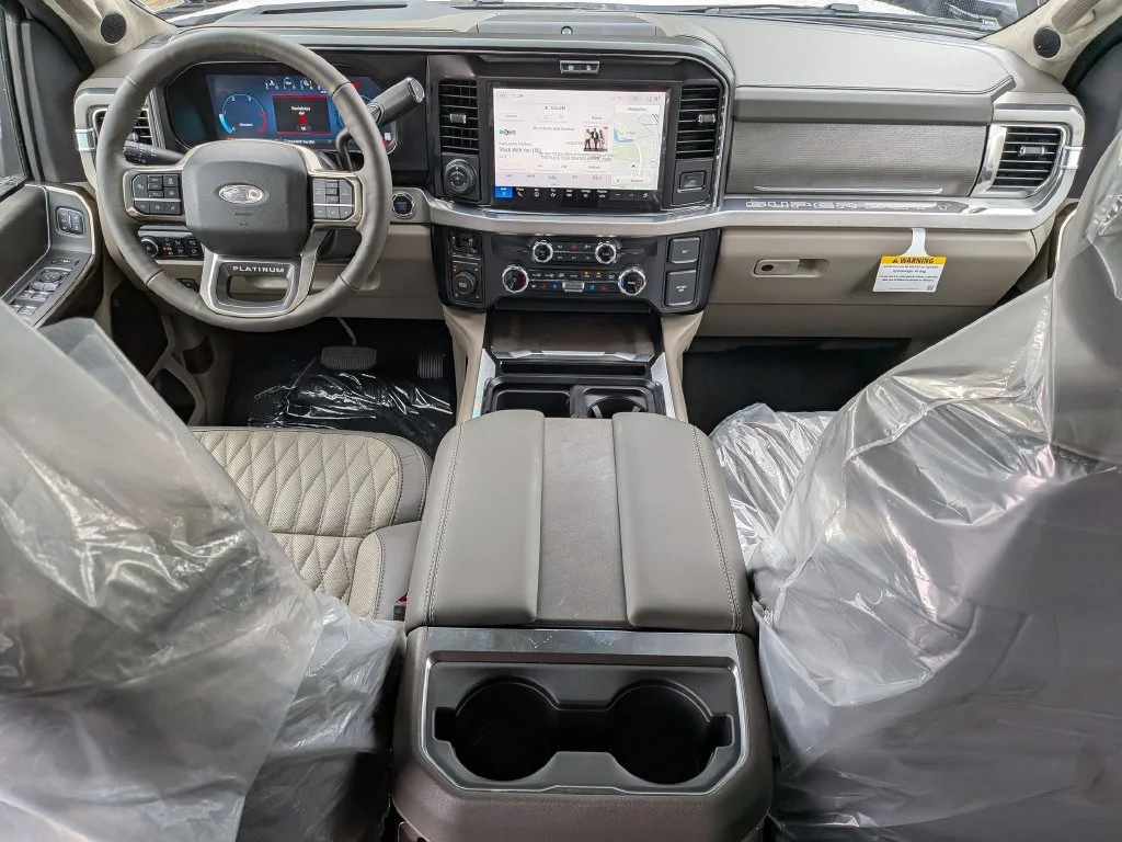 New 2026 White Ford Platinum image 15