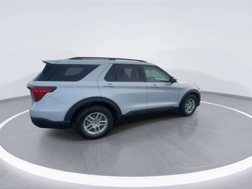 New 2026 Space White Metallic Ford Active image 9