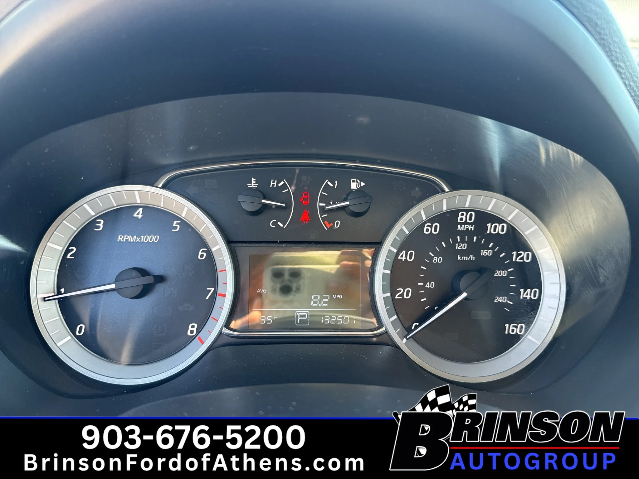 Used 2015 Super Black Nissan SV image 27