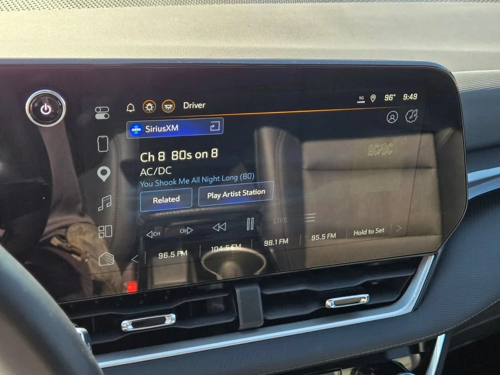 Used 2025 Sterling Gray Metallic Chevrolet LT image 20