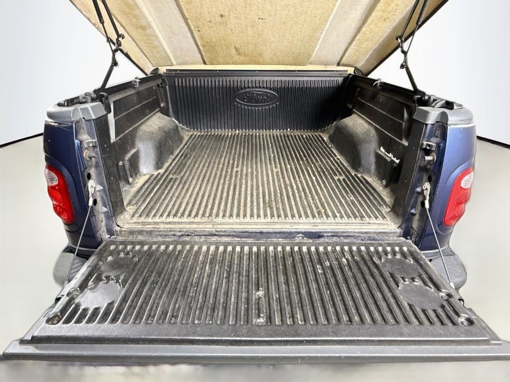 Used 2002 Charcoal Blue Clearcoat Metallic Ford XLT image 24