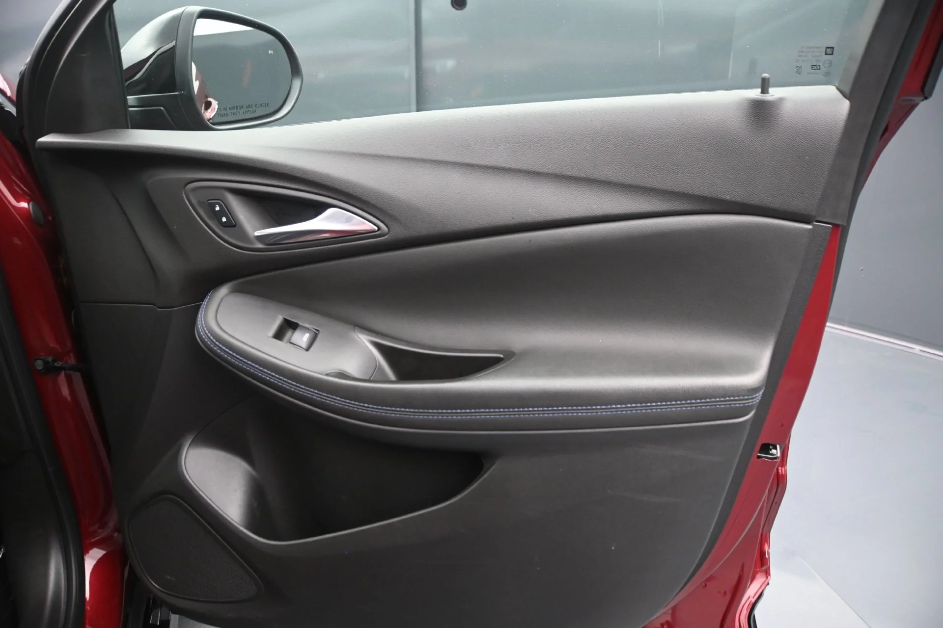 Used 2025 Cinnabar Metallic Buick Sport Touring image 11