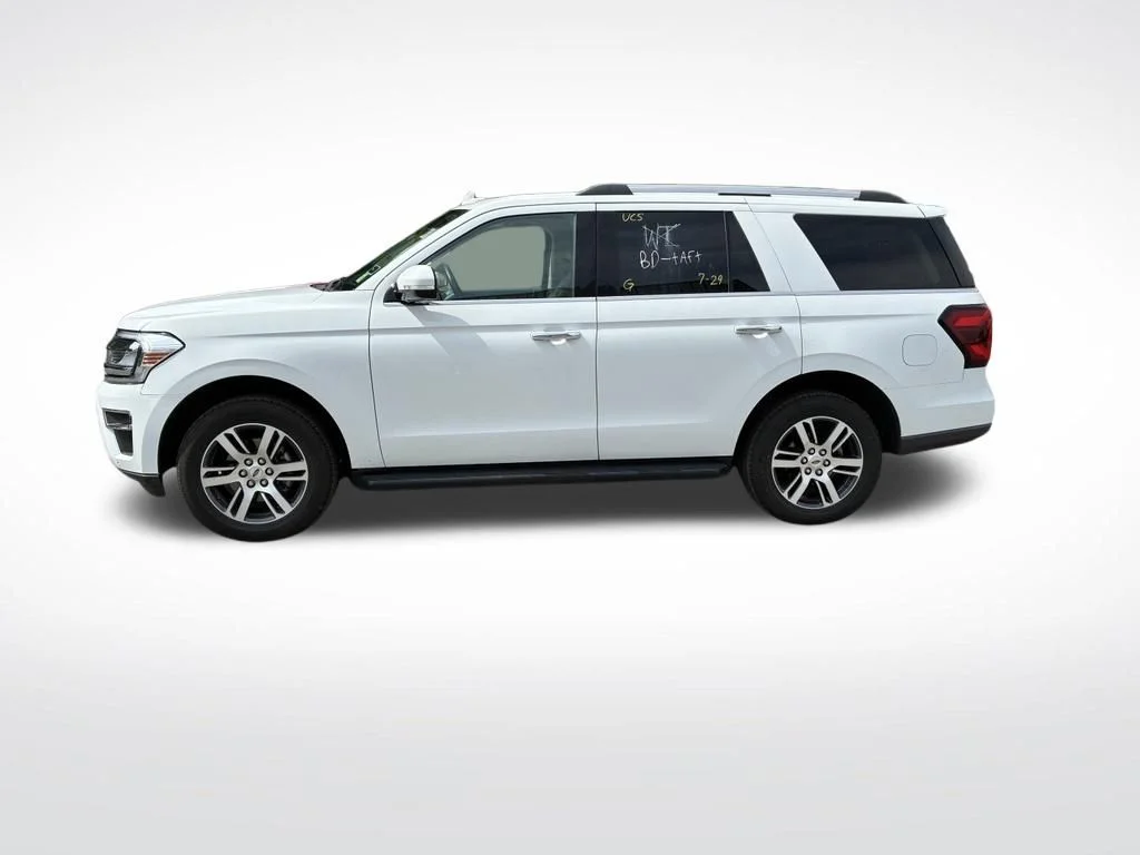 Used 2024 White Ford Limited image 2