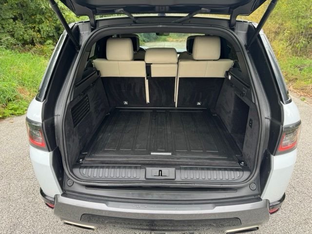 Used 2018 Yulong White Metallic Land Rover HSE image 14