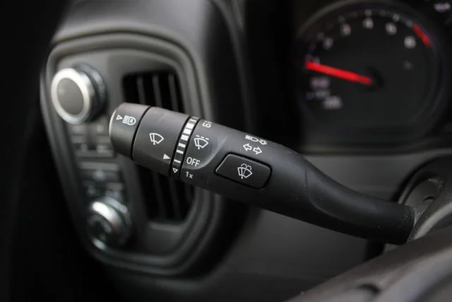 Used 2023 Silver GMC Pro image 4