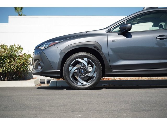 New 2026 MAGNETITE GRAY PEARL Subaru Limited Hybrid image 2