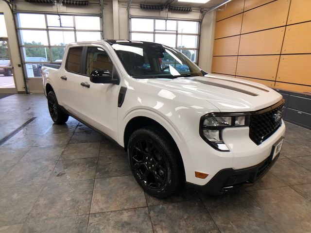 New 2026 Oxford White Ford XLT image 1