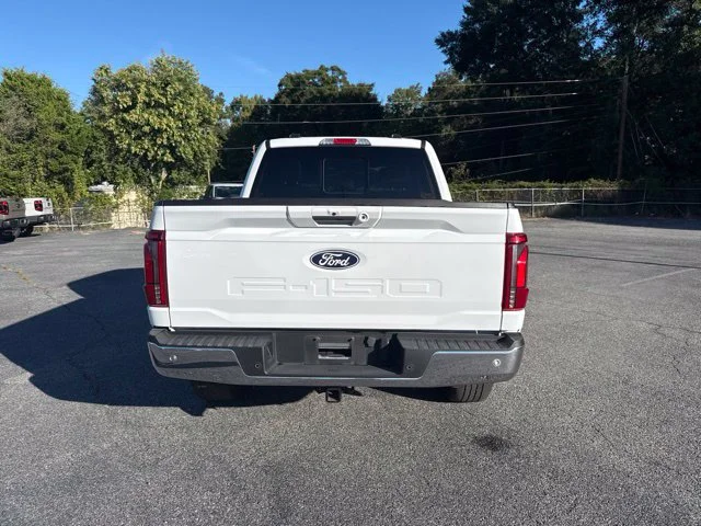 Used 2024 Oxford White Ford Lariat image 5