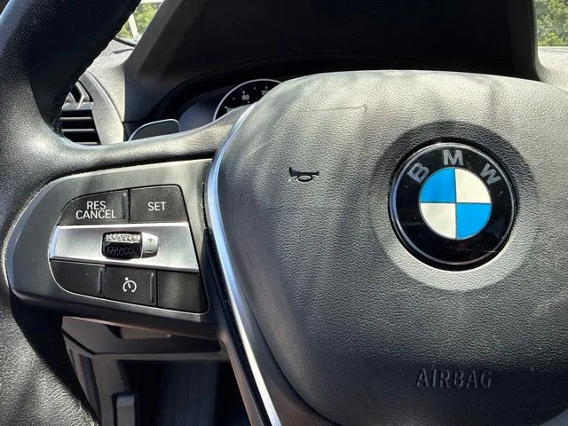 Used 2020 White BMW xDrive30i image 9