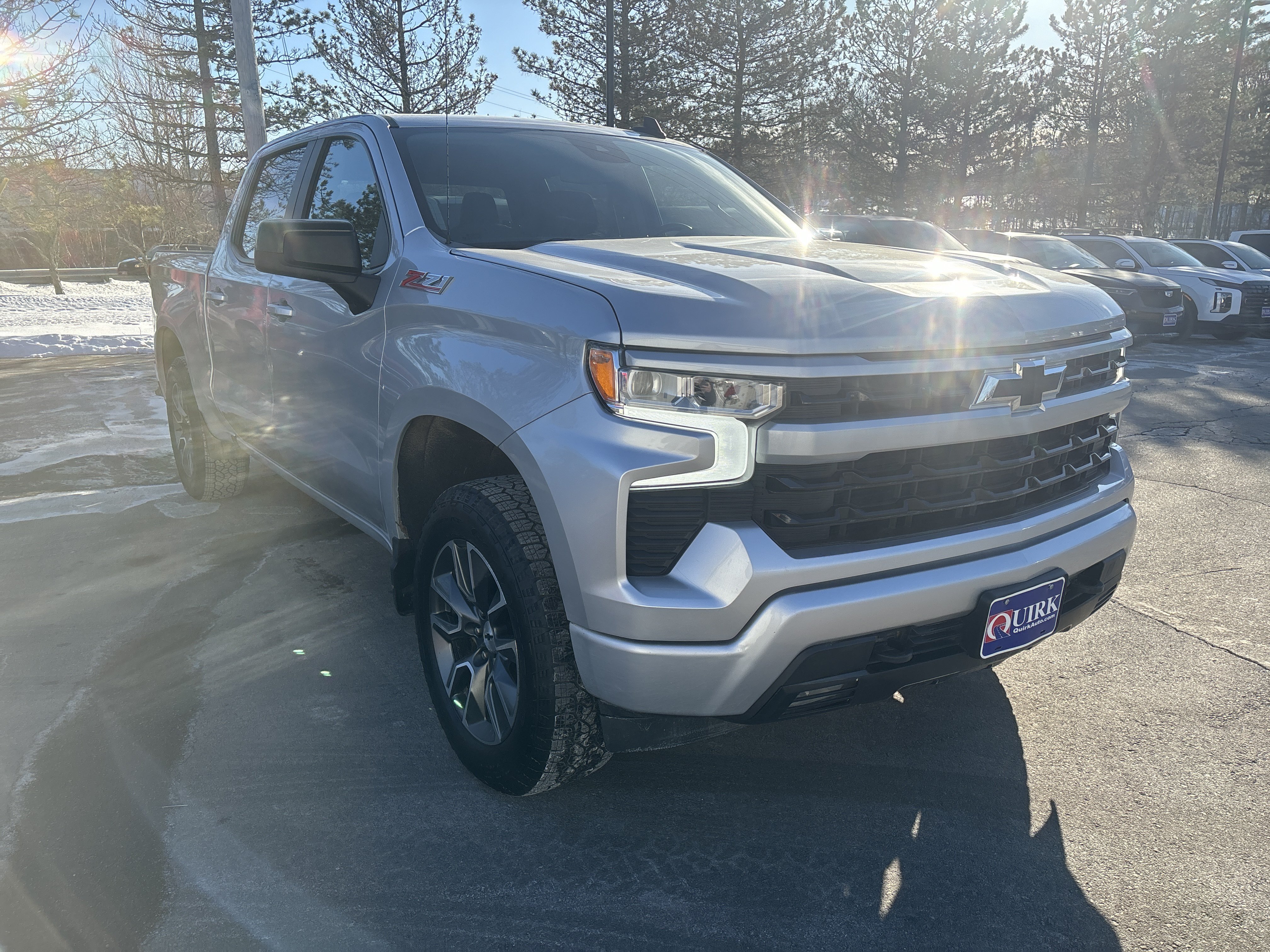 Used 2022 Silver Ice Metallic Chevrolet RST image 7