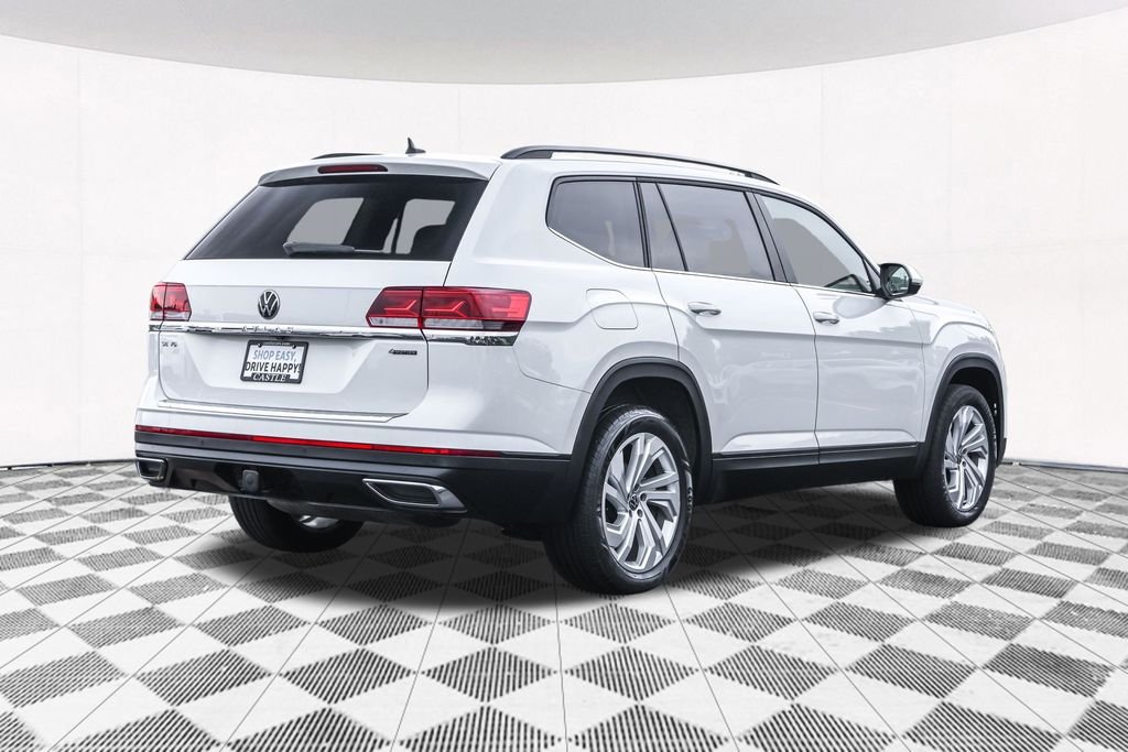 Used 2023 White Volkswagen 3.6L V6 SE w/Technology image 13