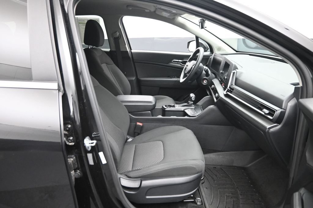 Used 2023 Black Kia LX image 10