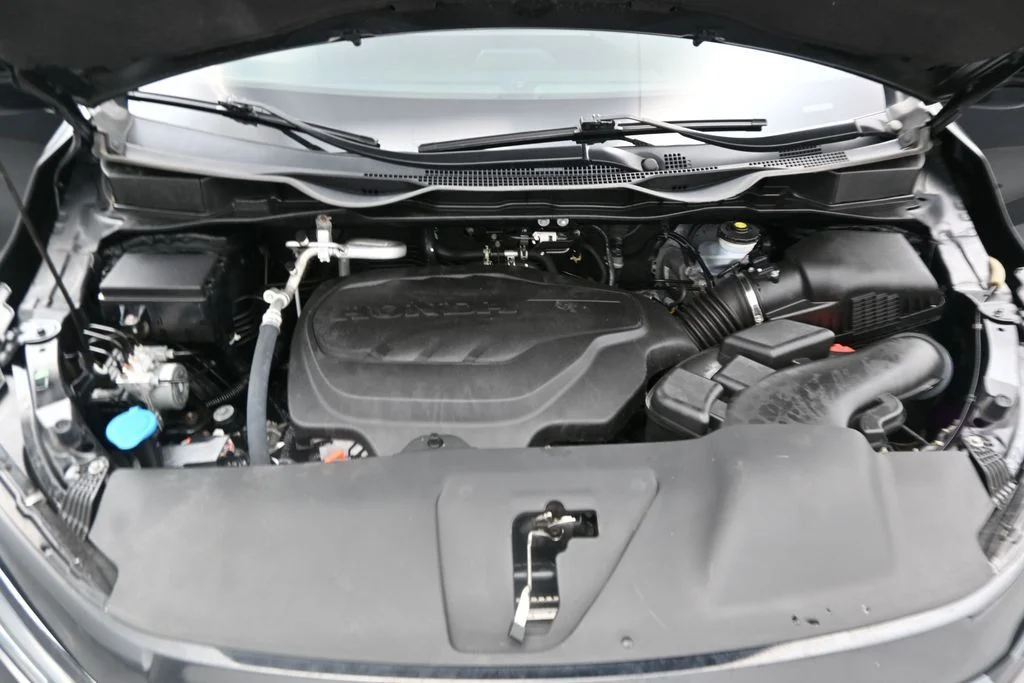 Used 2024 Crystal Black Pearl Honda Sport image 12