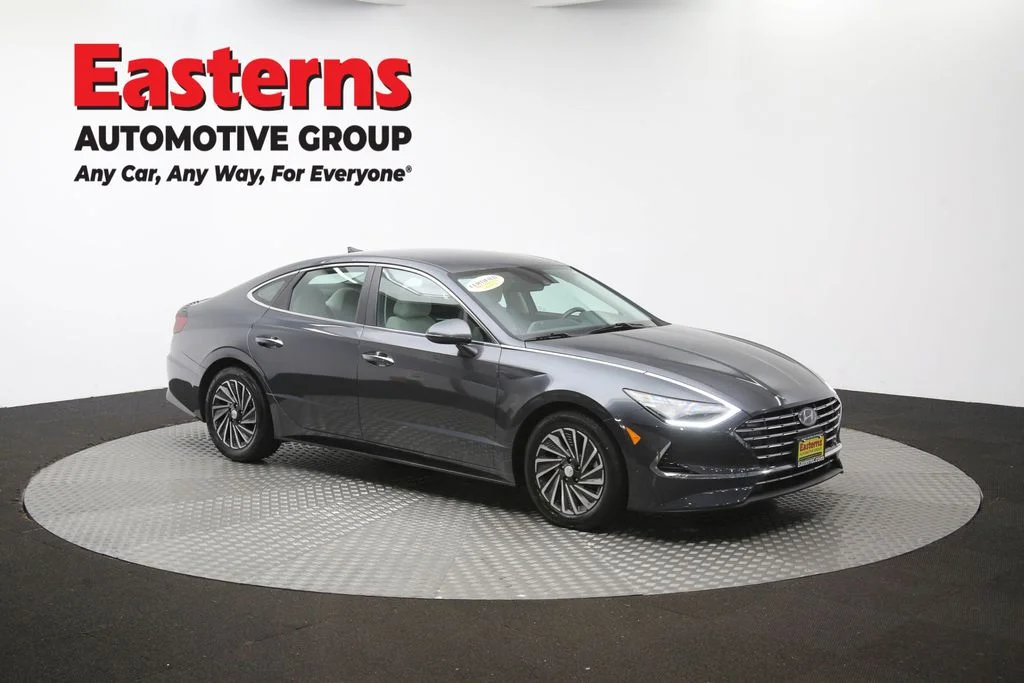 Used 2023 Gray Hyundai SEL image 50