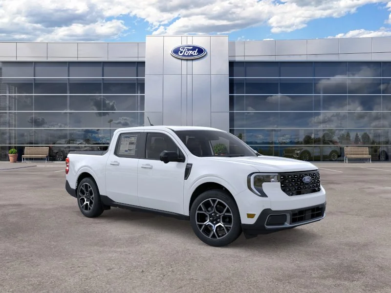 New 2026 Oxford White Ford Lariat® image 39