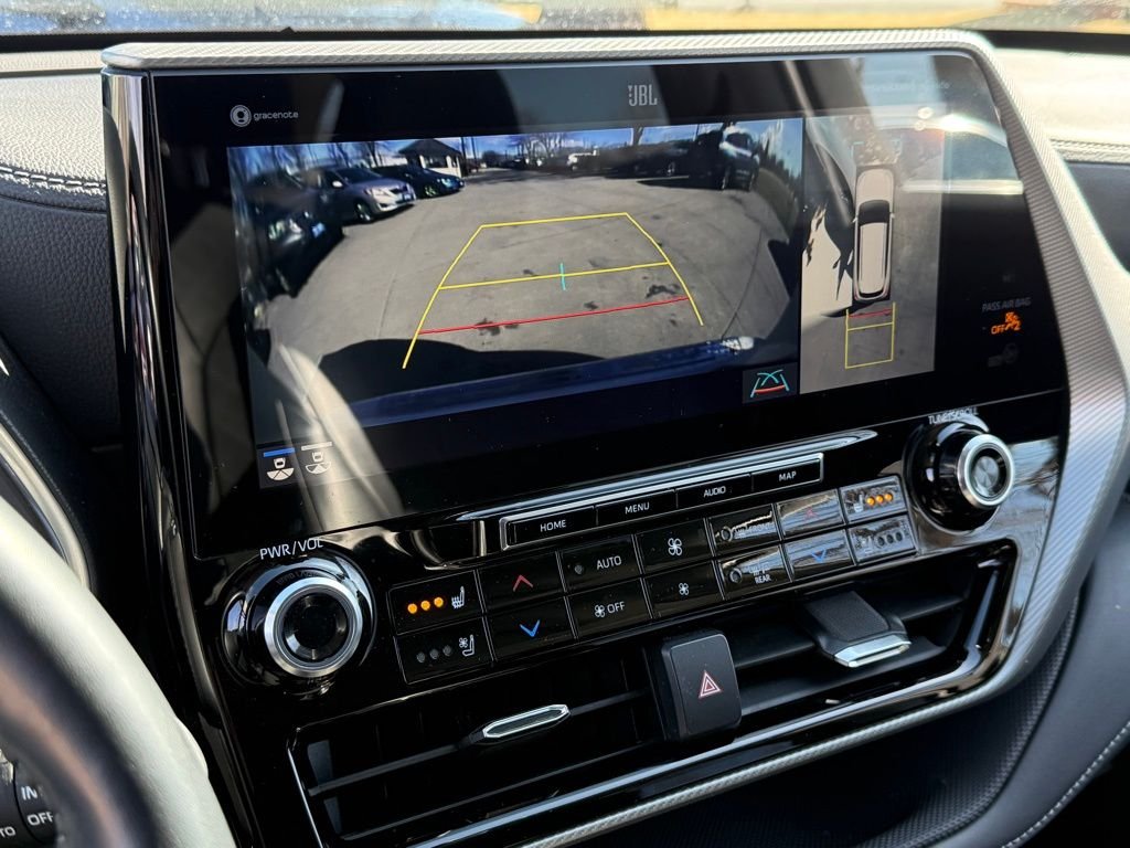 2022 Toyota Highlander Platinum - Photo 23