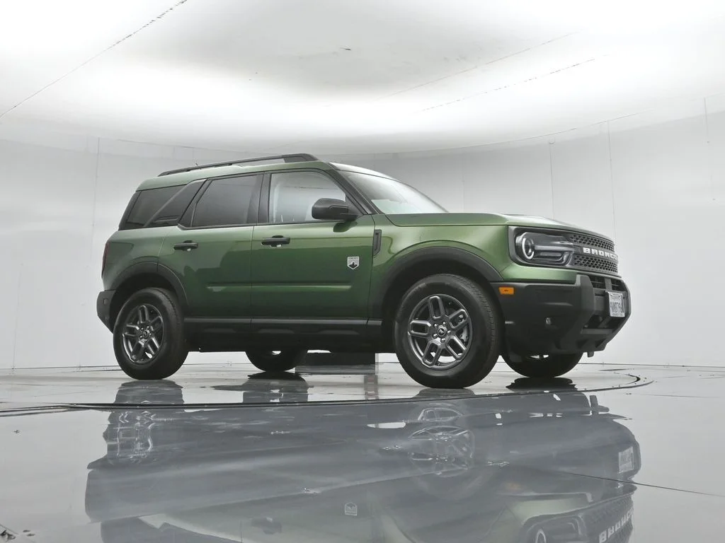 Certified Used 2025 Green Ford Big Bend image 4