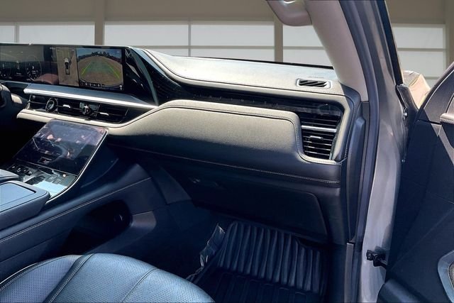 Used 2025 Silver INFINITI SENSORY image 17