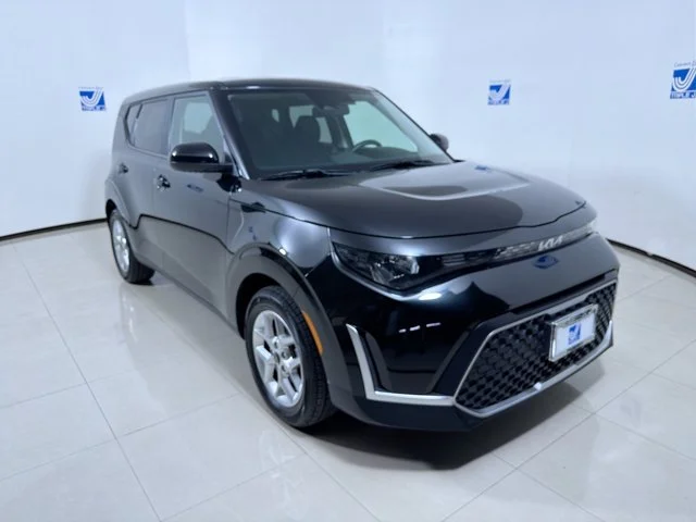Used 2024 FUSION BLACK Kia LX image 1