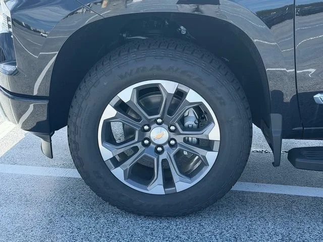 2026 Chevrolet Silverado 1500 High Country - Photo 12