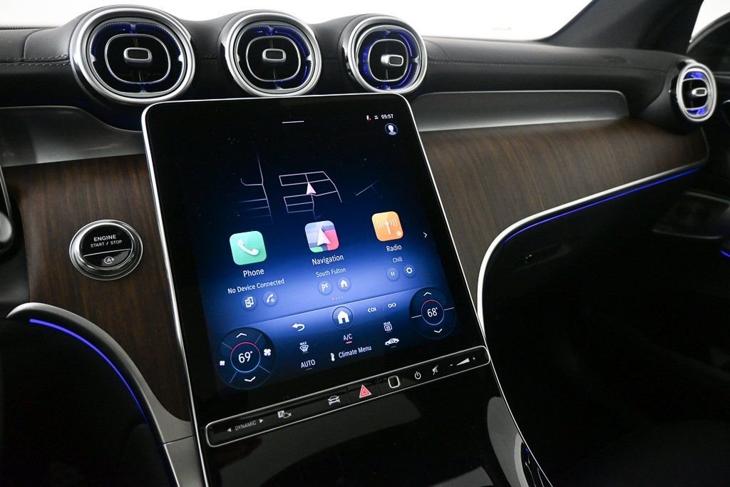 2025 Mercedes-Benz GLC Base - Photo 13