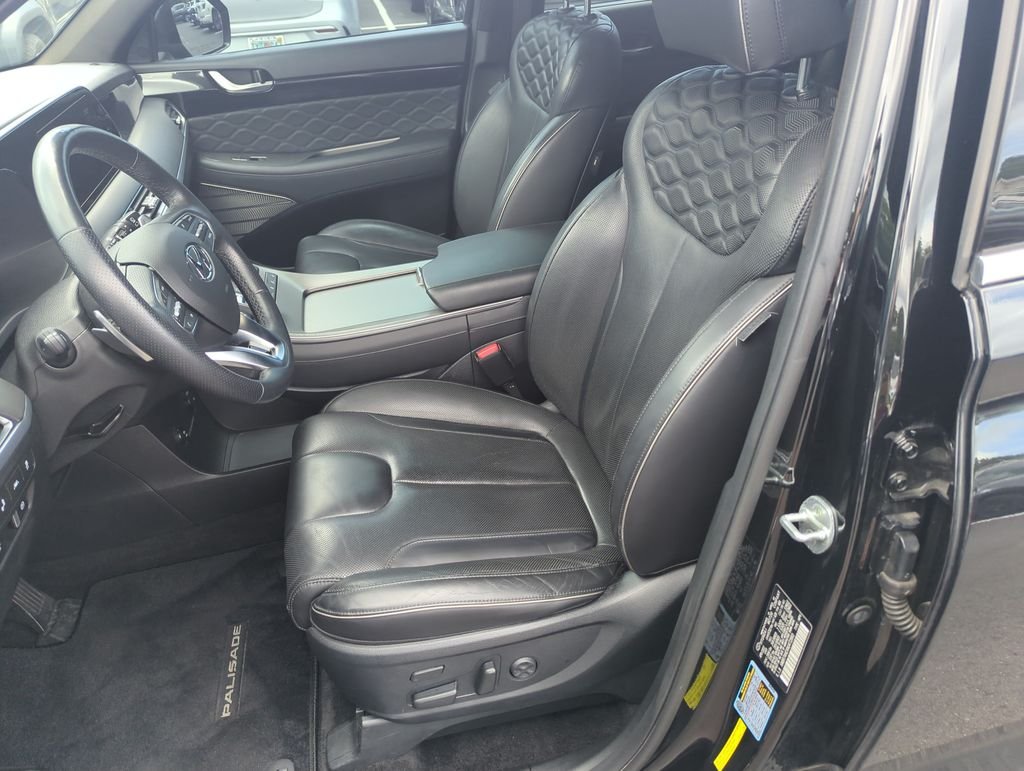 Used 2022 Black Hyundai Calligraphy image 12