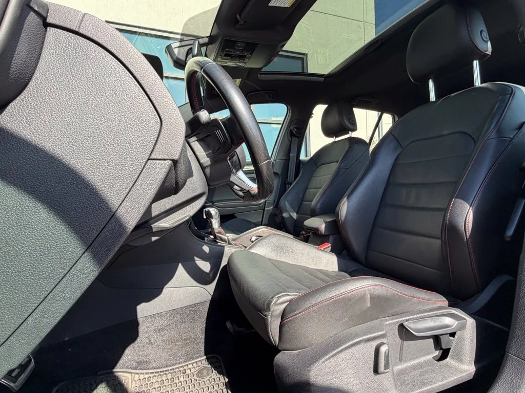 Used 2018 White Volkswagen 2.0T SE image 6