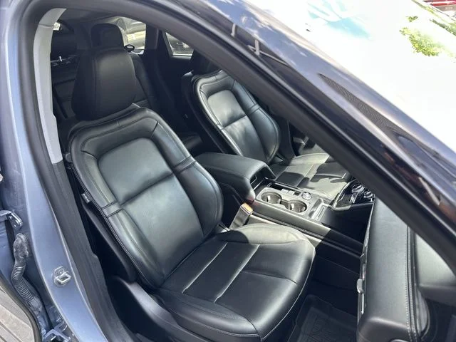 Used 2022 Blue Lincoln Standard image 25