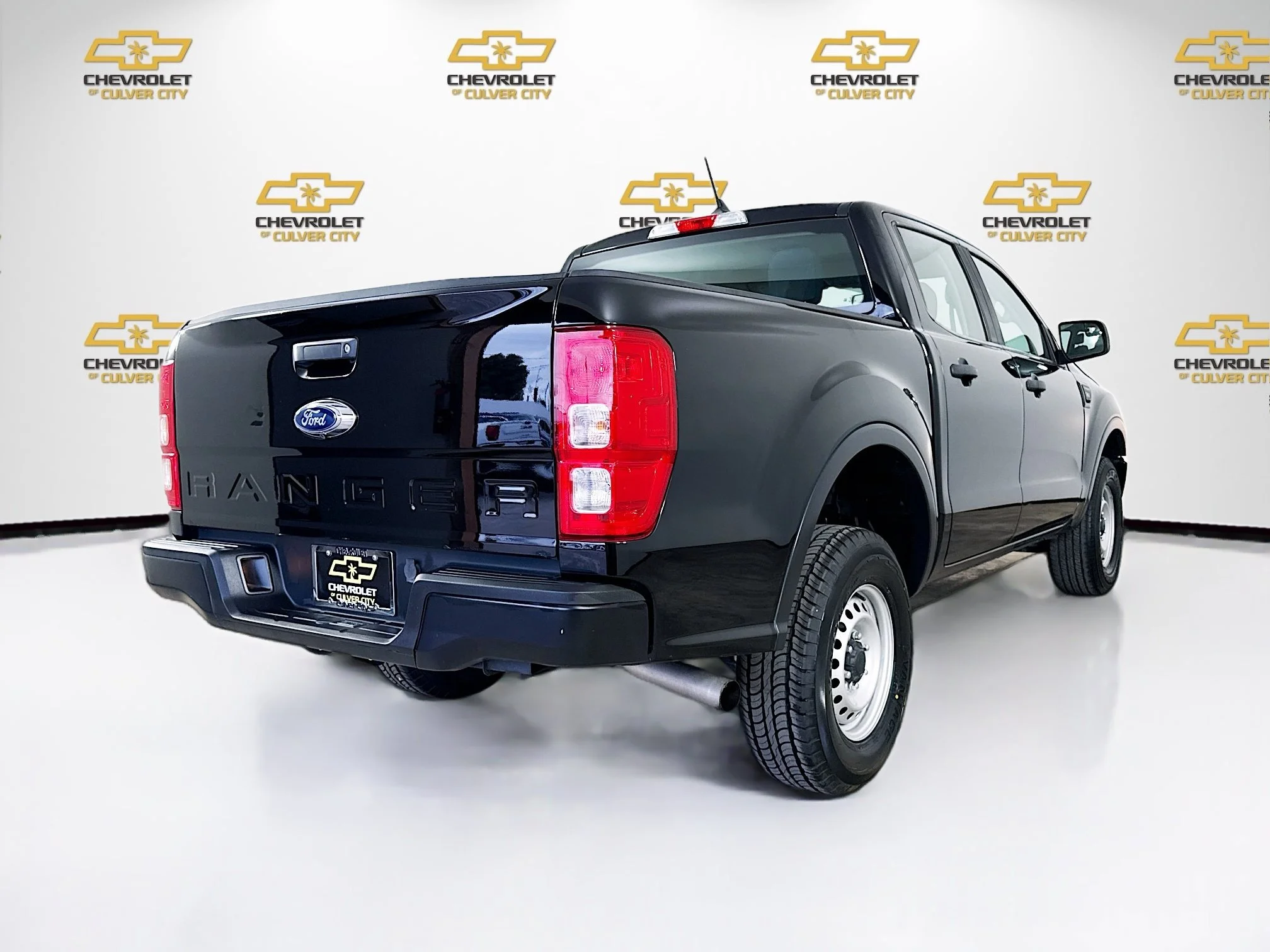 Used 2020 Black Ford XL image 8